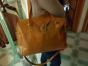 BORSA DA DONNA MODELLO BAULETTO REALIZZATA IN VERA PELLE, MOD: CHIARA - BAULETTO - Imagen 1 de 5