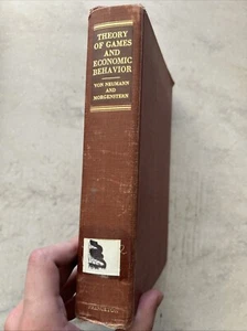 Spieltheorie und ökonomisches Verhalten von Neumann & Morgenstern / 1947 HC - Bild 1 von 14