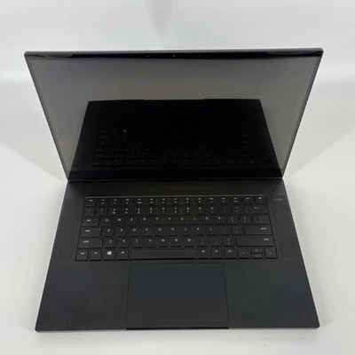 Razer Blade 15 Advanced 4K i7-10875H 2,30 GHz 64 GB 1 TB RTX 3080 Bueno - CÁMARA MALA Foto 1 de 4