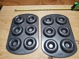 lot of 2 Wilton Donut/bagel non stick pans  (D) - Picture 1 of 4