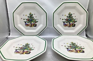VINTAGE NIKKO CHRISTMASTIME BREAD AND BUTTER PLATES SET OF 4 IN BOX - Picture 1 of 4
