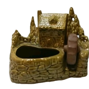 Vintage Green Planter Cottage Shawnee U.S.A 769 Ceramic Grist Mill Water Wheel   - Picture 1 of 8
