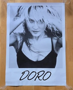 Poster Doro Pesch - schwarz/weiß - 59 x 84 cm - gerollt - Bild 1 von 7