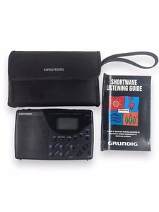 GRUNDIG TRII Portable Stereo FM/MW/SW1/SW2 PLL Synthesizer Digital Radio - Zdjęcie 1 z 7