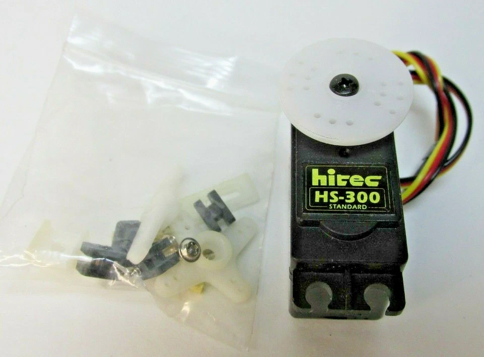 HITEC HS-300 Servo with Parts pack NOS - Image 1 of 4