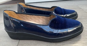 Gabor Ladies Size 4.5 G Shoes Navy Blue Patent Leather - Picture 1 of 9