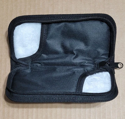 FUNDA CON CREMALLERA 7" X 3" (EXTERIOR) PARA DOS CUCHILLOS PLEGABLES, ACOLCHADO NEGRO CORDURA AC211 Foto 1 de 3