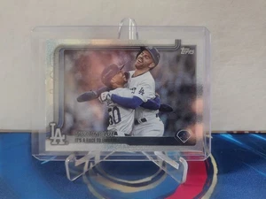 Lista de verificación 2025 Topps Serie 2 Freddie Freeman, Mookie Betts #631 Holofoil - Imagen 1 de 2