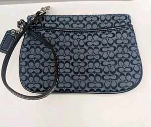 Coach Signature C Jacquard Navy Blue Zip Wristlet Wallet - Picture 1 of 13