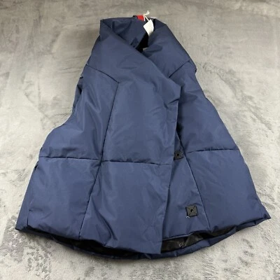 Pretty Rugged Womens Vest Size S/M Navy Puffer Water Proof Outdoor Gorpcore NEW - Image 1 of 4