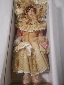 Madison Lee Porcelain Doll 18 Inches Melanie 1996 - Picture 1 of 11