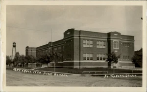 RPPC Greybull,WY High School Big Horn County Wyoming Real Photo Postcard - Picture 1 of 5