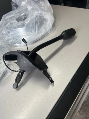  905-113 Shifter Select Lever fits 2005 - 2007 Ford F250 Super Duty USA - Image 1 of 4