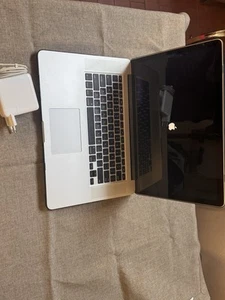 MacBook PRO A 1398 - Zdjęcie 1 z 14