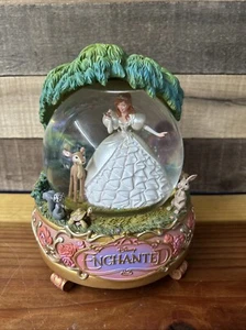 RARE Disney Store Enchanted Giselle Animal Friends SnowGlobe -read - Picture 1 of 8