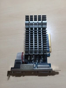 ASUS NVIDIA GeForce GT730-SL-2G3D-BRK GRAPHICS CARD - Photo 1/3