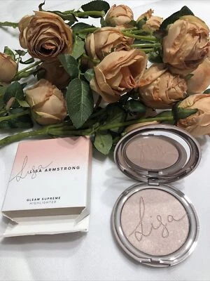 Avon Lisa Armstrong Gleam Supreme Highlighter 9g - Image 1 of 4