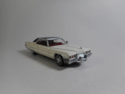 Brekina 1:87 1972 Cadillac Coupe DeVille Bianco/Blu Modello Finitto - Immagine 1 di 4