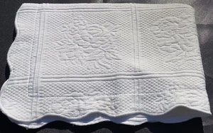 Martha Stewart Matelasse Pillow Sham Standard COTTON Blend Portugal Geometric VG - Picture 1 of 10