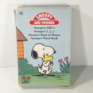 Vtg Peanuts Snoopy & Friends ABC's Number Shapes Word Learning Book Set of 4 HC - Imagen 1 de 8