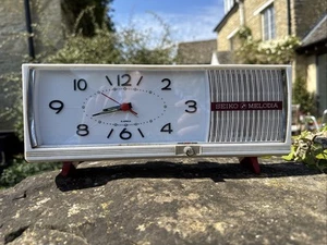 Vintage Seiko Melodia Red 2 Jewels Music Box Alarm Clock - Picture 1 of 5