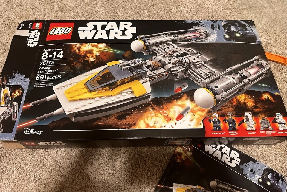 LEGO Star Wars: Y-Wing Starfighter (75172) 691 piezas Juego completo retirado con caja Foto 1 de 4