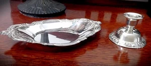 Bonita bandeja y candelabro vintage Oneida plateados - Imagen 1 de 8