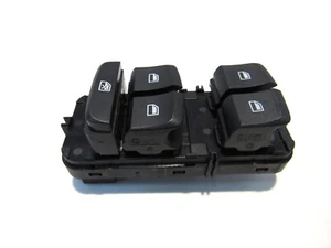 INTERRUPTORES VENTANA PUERTA DELANTERA DERECHA OFFSIDE MG3 2018-22 (5 PUERTAS HBK) 10450569 Q3258 - Imagen 1 de 10