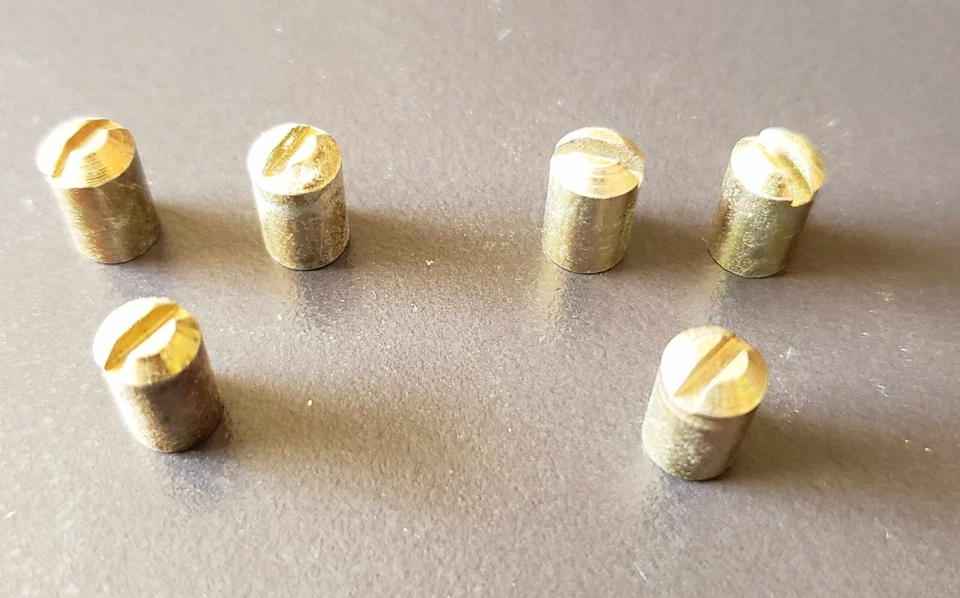 Lincoln Mark VIII 1997 1998 HID bombilla de faro tuercas especiales para las bombillas HID Foto 1 de 1