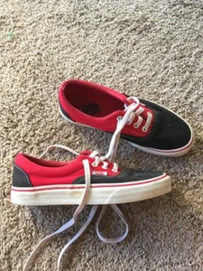Vans skateboard shoes, size 6, red and black - Picture 1 of 4