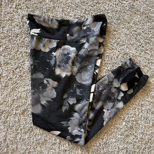 Old Navy Girls Large (10-12) Floral Active Go Dry Leggings (approx 22x36) - Picture 1 of 9