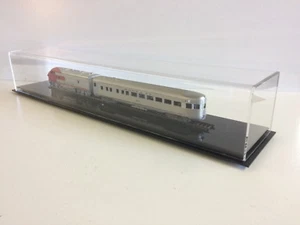 Train Display case HO scale 24" long with black acrylic base - Picture 1 of 2