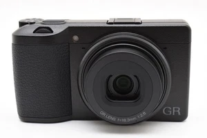 Ricoh GR III 3 compact Digital Camera 2019 Model Black - Picture 1 of 8