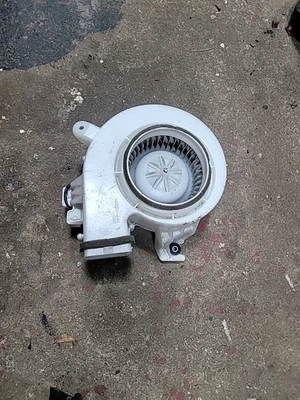 Conjunto de motor soplador Lexus Hs250h 2010-2012 ventilador de refrigeración de batería OEM G9230-33020 Foto 1 de 3