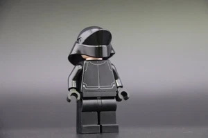 LEGO® First Order Crew Member Minifig sw0671 Star Wars Gunner 75101 75104 75197 - Picture 1 of 4