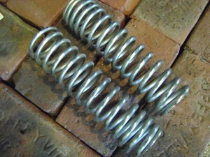 NOS REDWING KMS and KMC series REAR SHOCK SPRINGS 10" - Bild 1 von 1