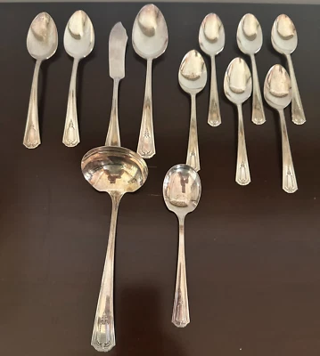 Cucharas de sopa y cucharas de té A. Rogers plateadas SHELTON 12 piezas cuchillo de mantequilla salsa Foto 1 de 4