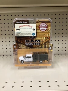 1:64 Greenlight 2018 White Ram 3500 Laramie stake bed outback Toys exclusive - Picture 1 of 1