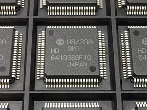 MICROCONTROLADOR HITACHI HD6413388F10 80 PIN QFP - Imagen 1 de 1