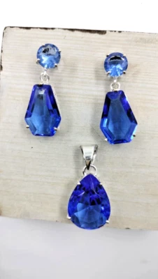 Juego de joyas colgantes de pendientes enchapados en plata con piedras preciosas de topacio azul Londres 1,25" Foto 1 de 4