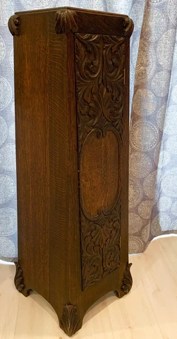 NICE EARLY 2OTH C. ANTIQUE ARTS & CRAFTS "SHOP OF THE CRAFTERS " LIQUOR CABINET Cover