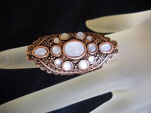 NEW IN BOX AVON 2011 LARGE RING WHITE OPALESQUE EMBELLISHED COPPERY LOOK -SZ 10