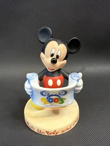 2005 WALT DISNEY WORLD Ceramic MICKEY MOUSE The Magical Place To Be! Figure - Picture 1 of 6