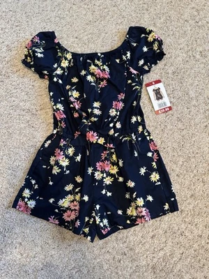 New girl size 8 Gap short romper - Image 1 of 4