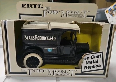 Ertl -1913 Ford Model T Delivery Van Sears Roebuck &Co N.I.P. Tire Damaged - Image 1 of 4