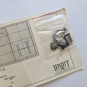 Hinzeit Charmed Mini Block STITCH Cross Stitch Pattern With 6 Charms - Picture 1 of 2