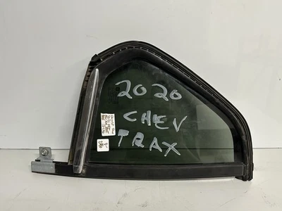 Chevrolet Trax 2013-2022 pasajero lado derecho ventilación trasera ventana vidrio OEM 16 17 Foto 1 de 4
