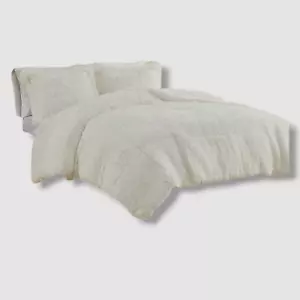 Intelligent Design Ivory Faux Fur 3 pc. Comforter Set Size: King/Cal King - Picture 1 of 4