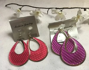 JUEGO DE 2 PARES DE PENDIENTES COLGANTES GRANDES LUNARES ROSA CALIENTE UVA Y NUEVO - - Imagen 1 de 4