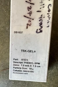 Tosoh Biosep TSK-Gel Phenyl-5PW 7.5 mm x 7.5 cm part#07573 - Picture 1 of 2